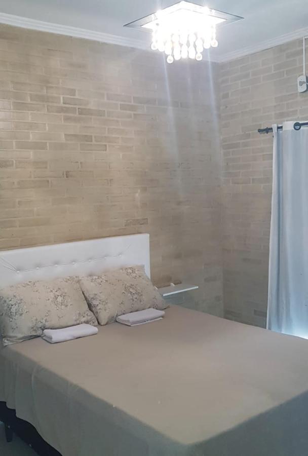 Sobrado 2 amplo e confortável em condomínio Corumbá Exterior foto